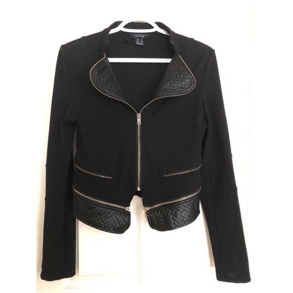 Streetwear Society Jackets & Blazers - Woman’s black leather/material jacket size medium